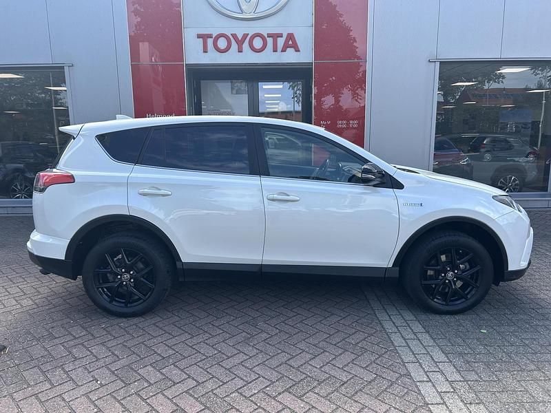 Occasion Toyota RAV4 Hybrid Edition 197 PK (144 kW) 2018 Wit SUV
