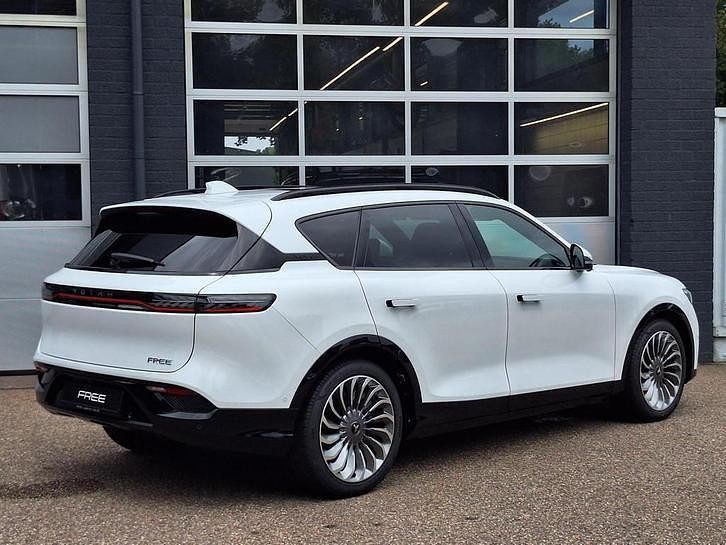 Nieuw Voyah Free 359 kW (489 PK) 2025 Wit SUV