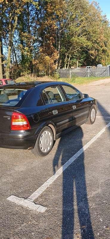 Occasion Opel Astra Edition 101 PK (74 kW) 2002 Zwart Hatchback