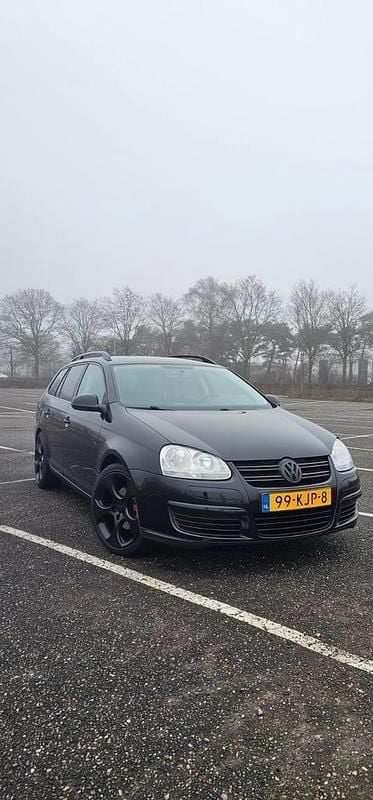 Occasion 2010 VW Golf VI Hatchback | € 2.750 (Super prijs) - Afbeelding 1/4