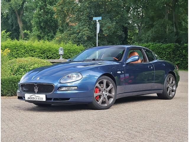 Blauw, metallic lak Gebruikt 2005 Maserati Coupé Coupé | € 28.900 - Afbeelding 1/4