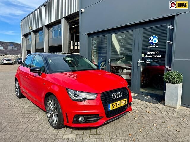 Rood Gebruikt 2014 Audi A1 Sportback S-Line Hatchback | € 11.950 (Eerlijke prijs) - Afbeelding 1/4