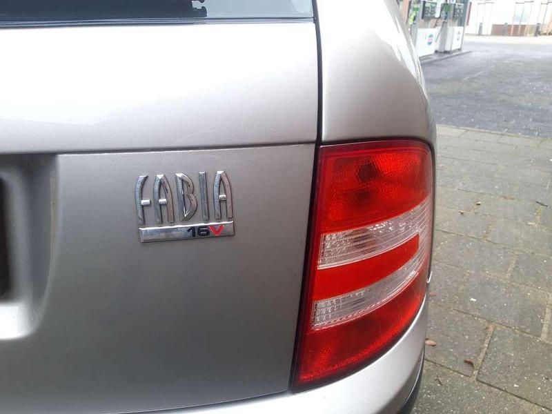 Occasion Skoda Fabia 80 PK (58 kW) 2007 Beige Stationwagen