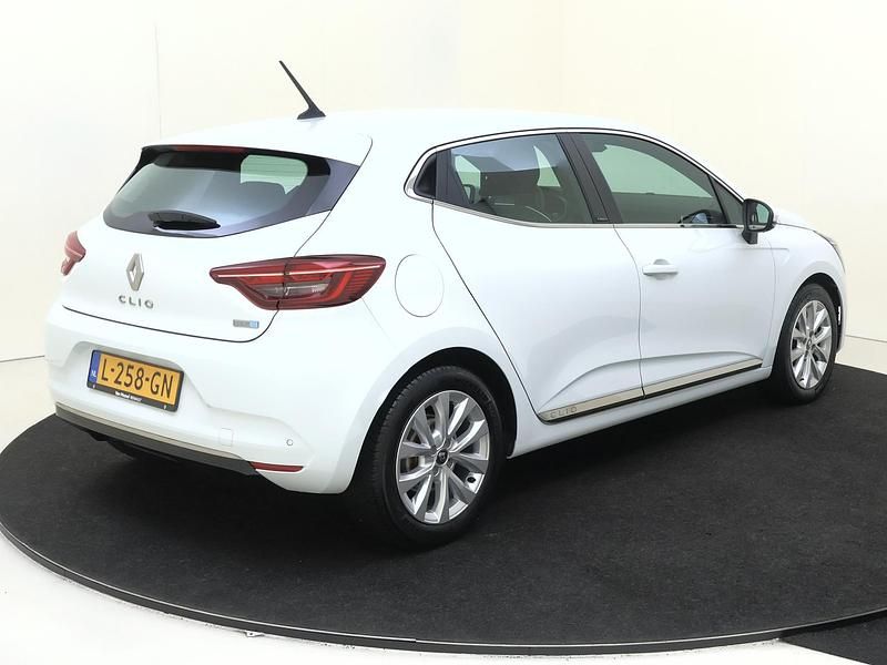 Occasion Renault Clio V Intens 2021 Wit Hatchback
