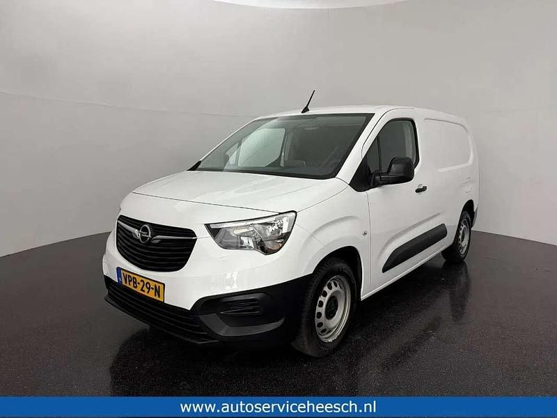 Wit Gebruikt 2022 Opel Combo MPV | € 11.450 (Goede deal) - Afbeelding 1/3