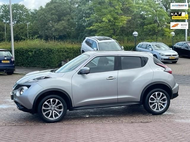 Grijs Gebruikt 2015 Nissan Juke SUV | € 10.950 (Duur) - Afbeelding 1/4