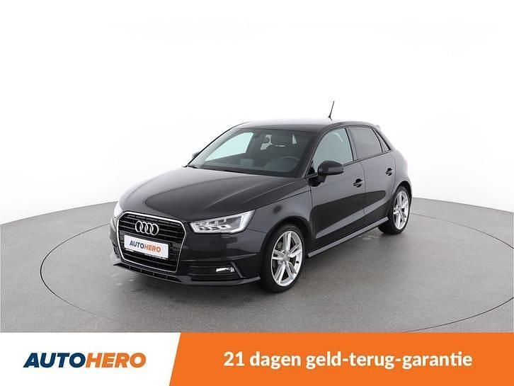 Zwart (metallic) Gebruikt 2016 Audi A1 Sportback Sport Hatchback | € 14.349 (Eerlijke prijs) - Afbeelding 1/4