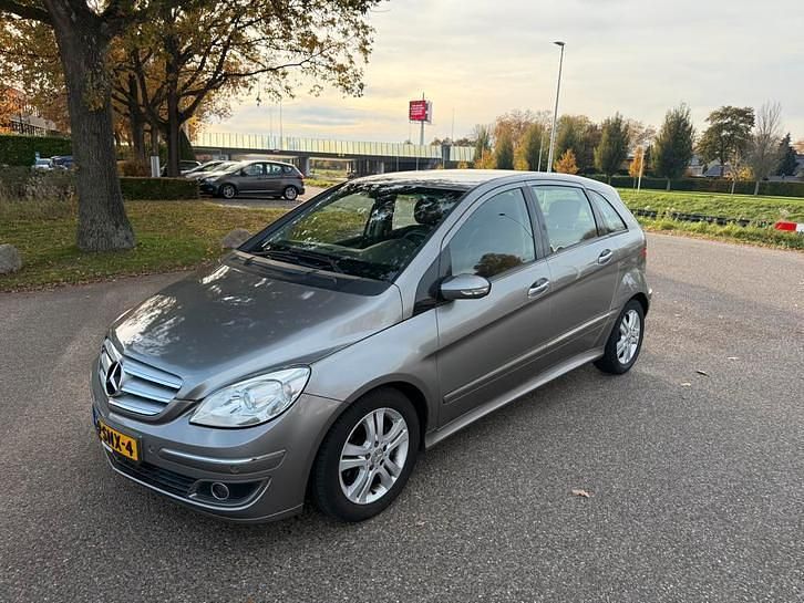 Gebruikt 2006 Mercedes B200 MPV | € 2.250 (Goede deal) - Afbeelding 1/4