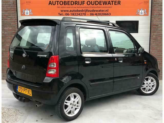 Occasion Suzuki Wagon R 94 PK (69 kW) 2004 Zwart MPV