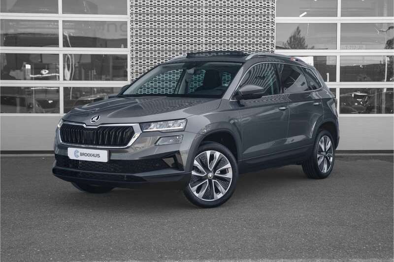 Grijs Gebruikt 2024 Skoda Karoq Business Line SUV | € 37.445 (Eerlijke prijs) - Afbeelding 1/4