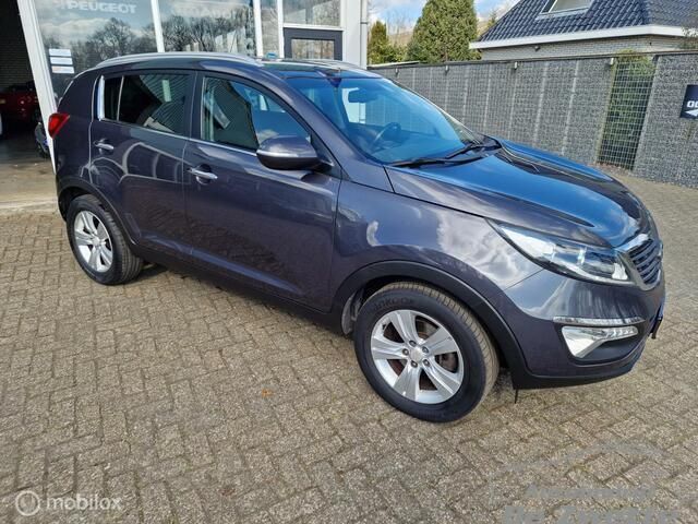 Grijs Gebruikt 2013 Kia Sportage SUV | € 10.500 (Eerlijke prijs) - Afbeelding 1/4