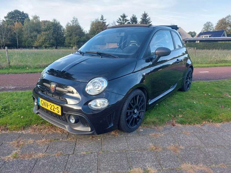 Zwart Gebruikt 2018 Fiat 500C Abarth Cabriolet | € 17.950 (Super prijs) - Afbeelding 1/4