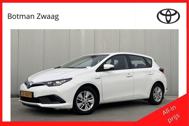 Wit Gebruikt 2016 Toyota Auris Hybrid Hatchback | € 14.999 (Eerlijke prijs) - Afbeelding 1/3