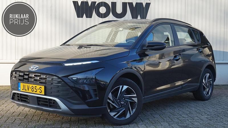 Zwart Gebruikt 2022 Hyundai Bayon Comfort SUV | € 19.995 (Eerlijke prijs) - Afbeelding 1/4