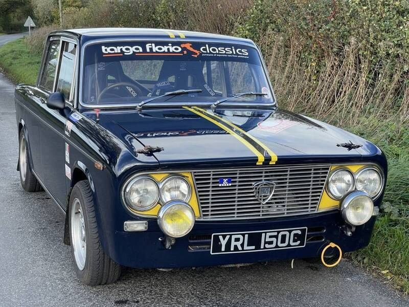 Blauwdark blue Gebruikt 1965 Lancia Fulvia Sedan | € 17.325 - Afbeelding 1/4