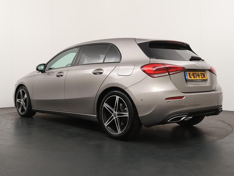 Occasion Mercedes A250 Premium Plus 225 PK (165 kW) 2019 Grijs Hatchback
