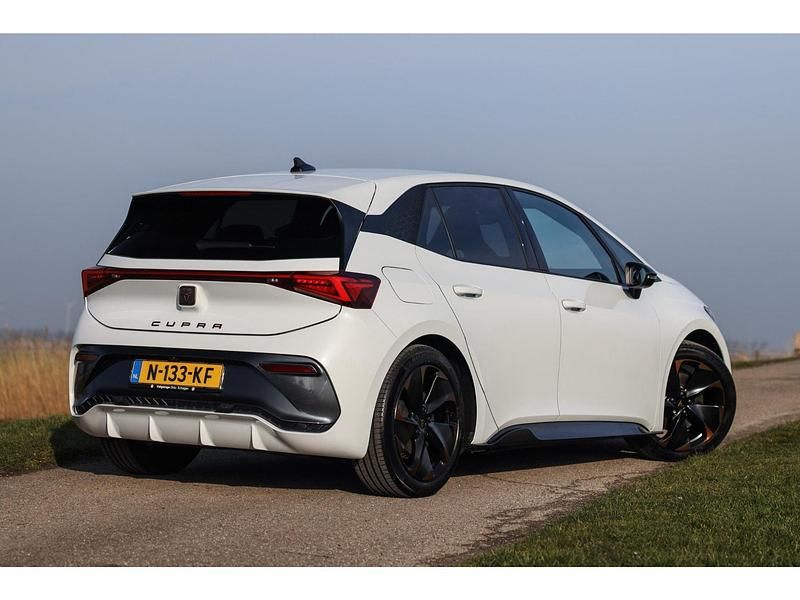 Occasion Cupra Born 169 kW (231 PK) 2021 Wit Hatchback