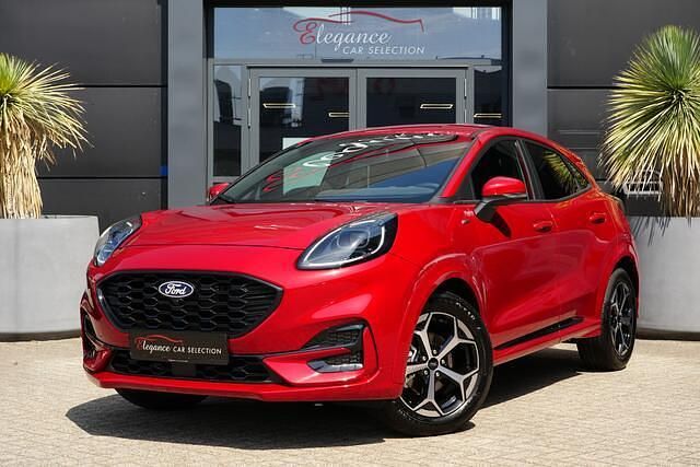 Rood, metallic lak Nieuw 2025 Ford Puma ST-Line SUV | € 28.950 (Eerlijke prijs) - Afbeelding 1/3