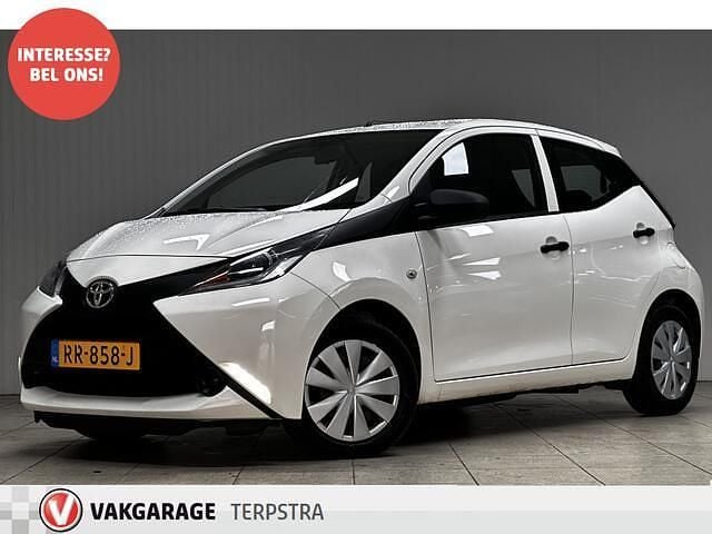 Wit Gebruikt 2018 Toyota Aygo Hatchback | € 5.995 (Goede deal) - Afbeelding 1/4