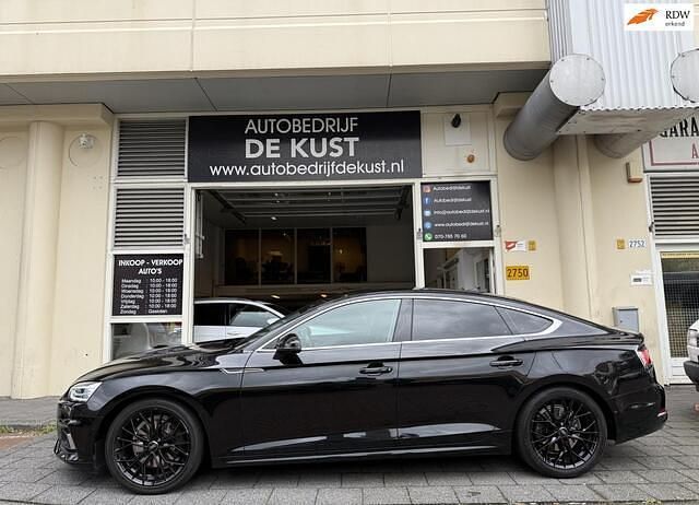 Zwart Gebruikt 2019 Audi A5 Sportback Hatchback | € 24.950 (Super prijs) - Afbeelding 1/4