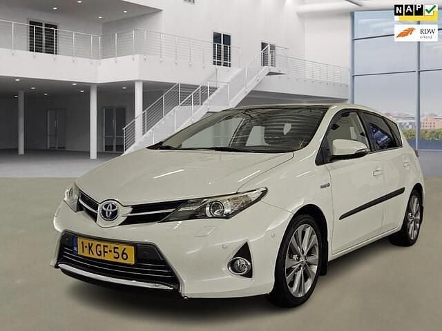 Wit Gebruikt 2013 Toyota Auris Hatchback | € 9.599 (Eerlijke prijs) - Afbeelding 1/4