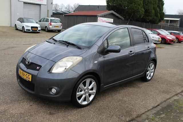 Occasion Toyota Yaris 133 PK (97 kW) 2007 Grijs (metallic) Hatchback