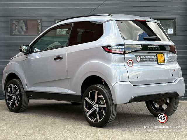 Occasion Aixam Crossover Premium Premium 2024 Zilver Hatchback