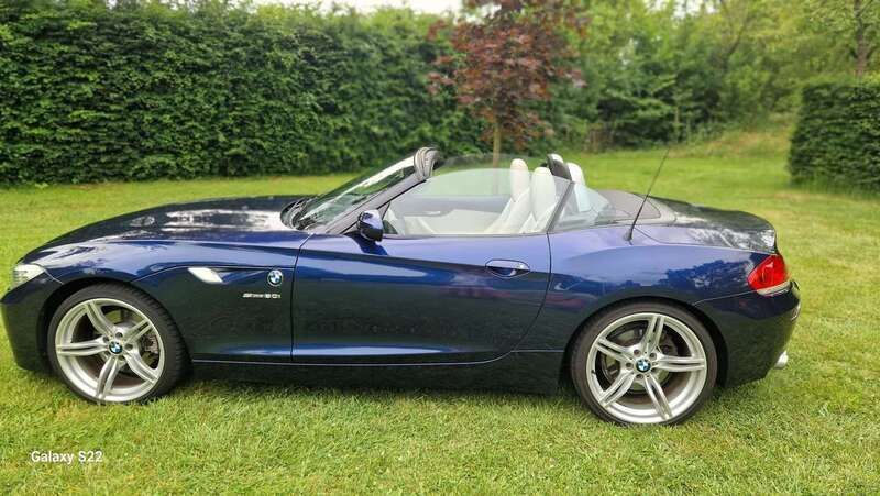 Blauw Gebruikt 2010 BMW Z4 Executive Cabriolet | € 20.500 - Afbeelding 1/4