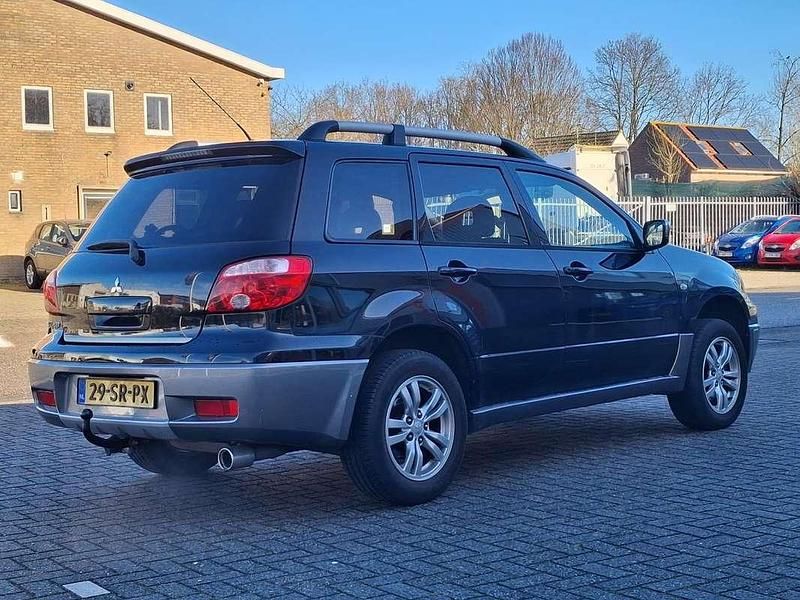 Occasion Mitsubishi Outlander Invite+ 136 PK (100 kW) 2006 Zwart SUV