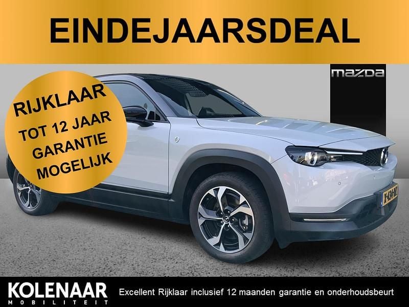 Ceramic metallic 3tone (wit metallic) Gebruikt 2023 Mazda MX30 Ad'Vantage SUV | € 23.395 (Goede deal) - Afbeelding 1/4