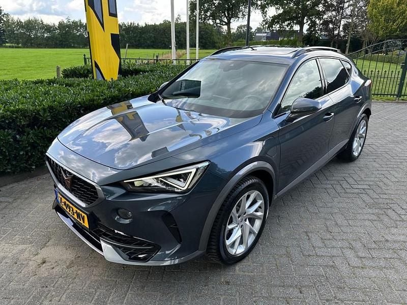 Grijs Gebruikt 2022 Cupra Formentor SUV | € 29.850 (Eerlijke prijs) - Afbeelding 1/4
