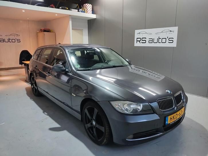 Occasion 2006 BMW 325 Stationwagen | € 4.299 (Eerlijke prijs) - Afbeelding 1/4