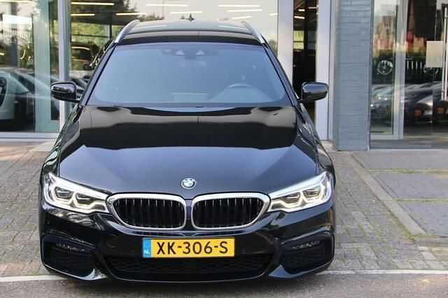 Occasion BMW 520 Executive 184 PK (135 kW) 2019 Zwart Stationwagen