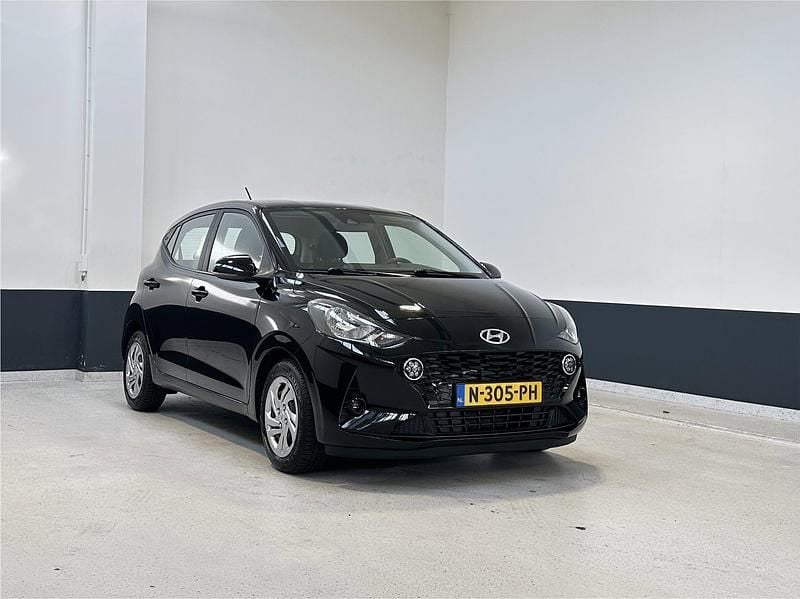 Occasion Hyundai i10 Comfort 2021 Zwart Hatchback