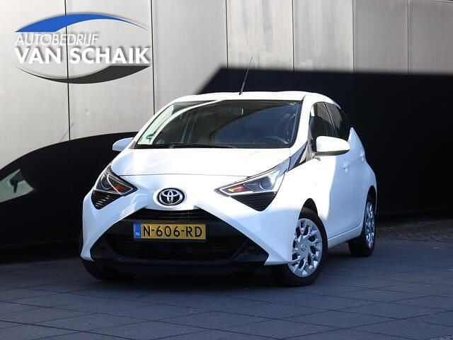 Occasion Toyota Aygo X-play 72 PK (52 kW) 2021 Wit Hatchback