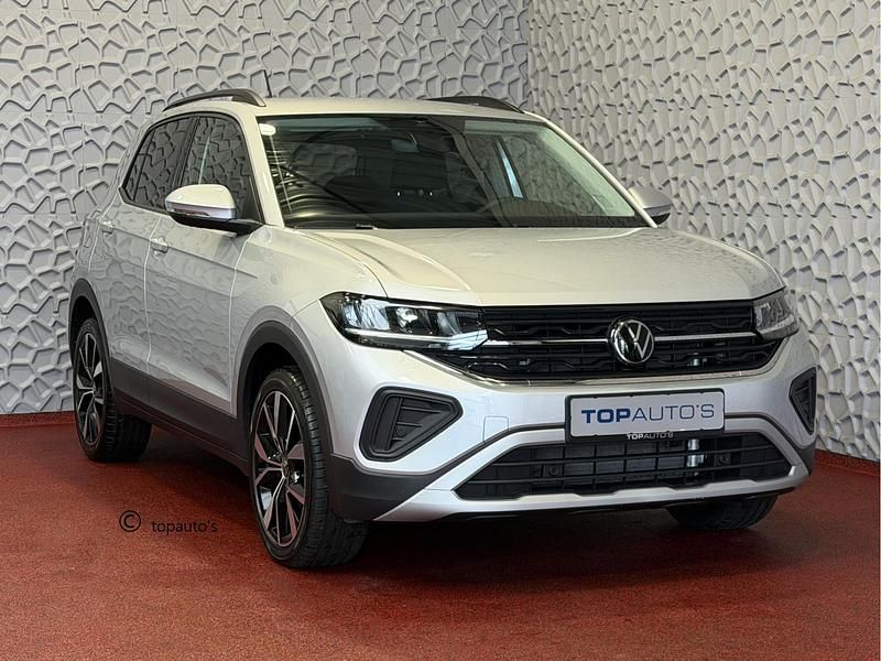 Grijs Occasion 2025 VW T-Cross S SUV | € 33.440 (Iets duurder) - Afbeelding 1/4