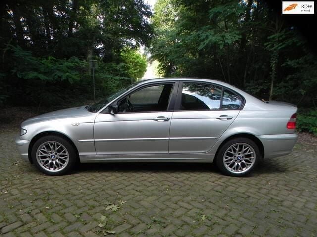 Grijs Occasion 2002 BMW 316 Executive Sedan | € 2.250 (Goede deal) - Afbeelding 1/4