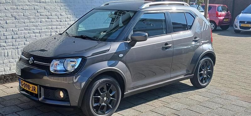 Grijs Gebruikt 2019 Suzuki Ignis Hatchback | € 14.299 (Eerlijke prijs) - Afbeelding 1/4