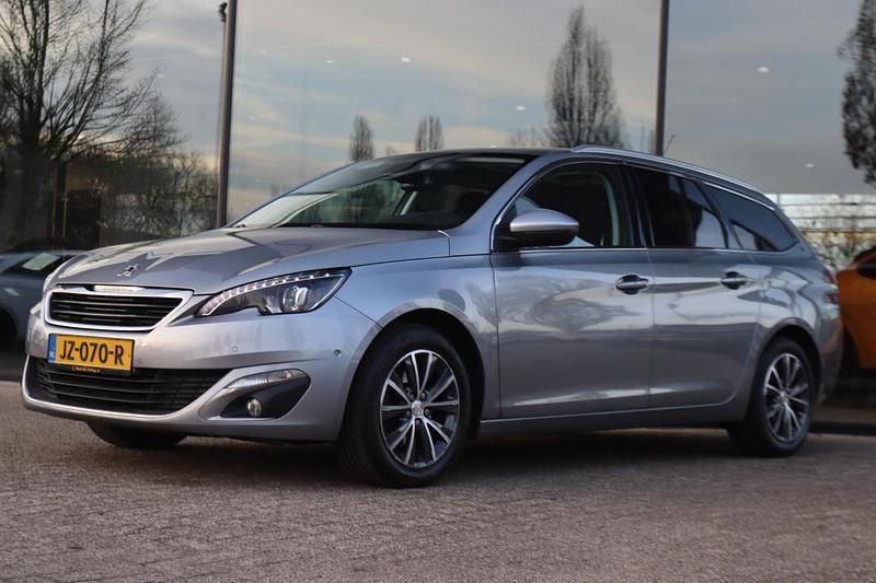 Occasion Peugeot 308 SW Premium 131 PK (96 kW) 2016 Grijs Stationwagen