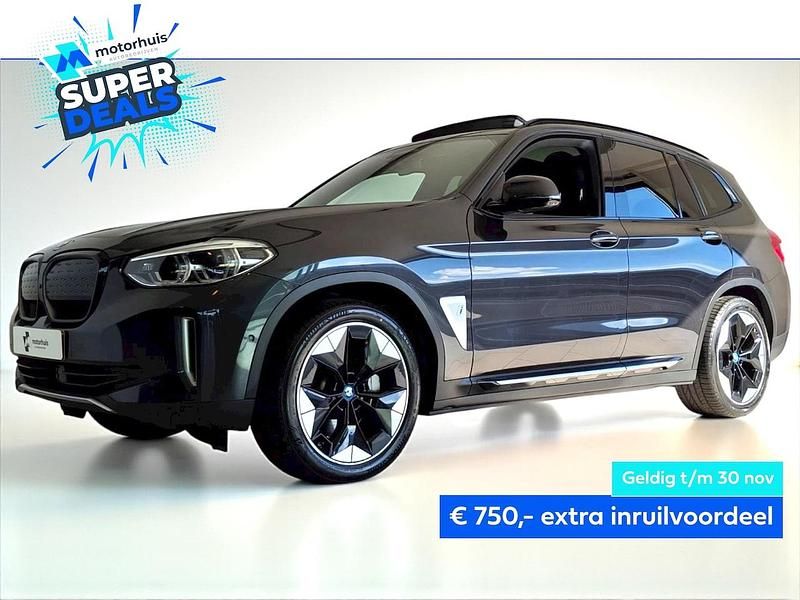 Grijs Gebruikt 2021 BMW iX3 SUV | € 31.495 (Eerlijke prijs) - Afbeelding 1/4