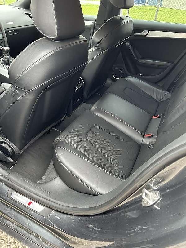 Grijs Gebruikt 2012 Audi A5 Proline Coupé | € 11.000 (Eerlijke prijs) - Afbeelding 1/4