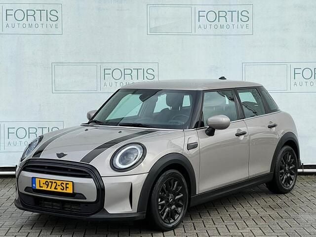 Grijs Gebruikt 2021 Mini Cooper Business Hatchback | € 17.900 (Eerlijke prijs) - Afbeelding 1/4