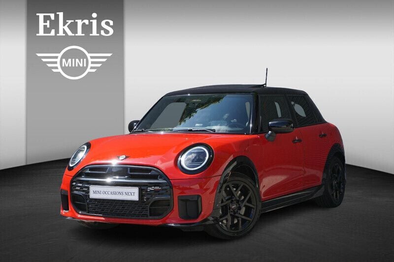 Rood Gebruikt 2025 Mini Cooper S Hatchback | € 50.950 - Afbeelding 1/4