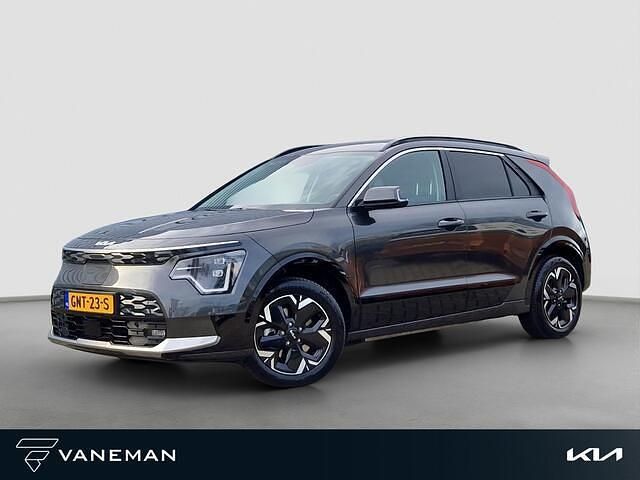 Grijs Occasion 2024 Kia e-Niro Advance SUV | € 32.935 (Eerlijke prijs) - Afbeelding 1/4