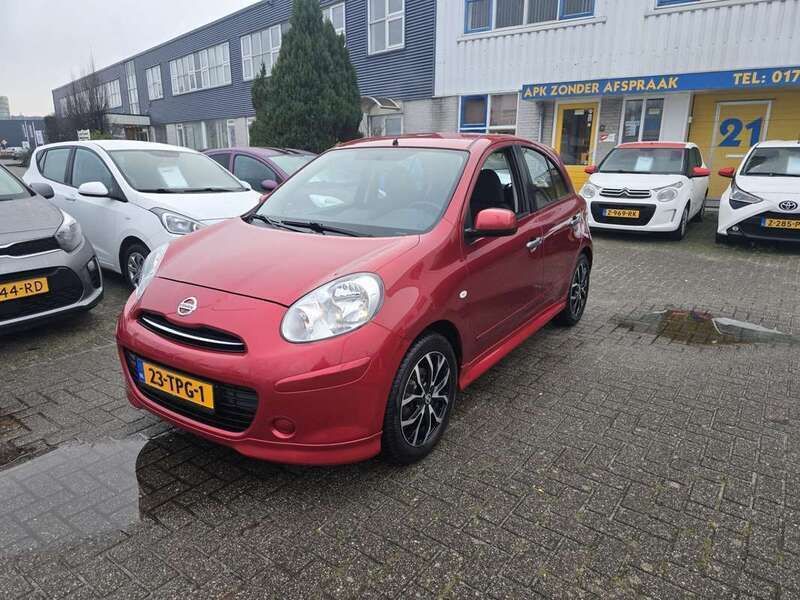 Rood, andere lak Occasion 2012 Nissan Micra Acenta Hatchback | € 8.450 (Duur) - Afbeelding 1/4
