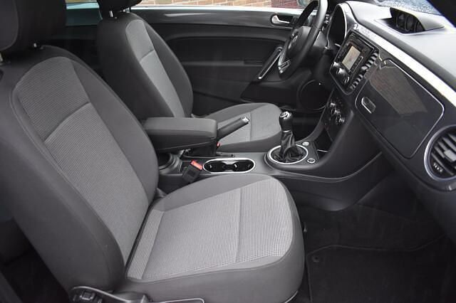 Occasion VW Beetle Design 161 PK (118 kW) 2013 Grijs (metallic) Hatchback