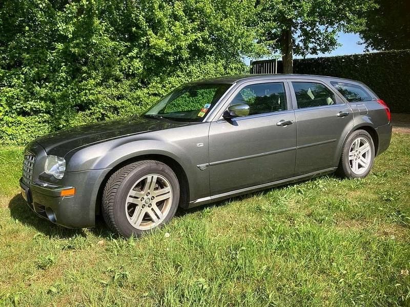 Grijs Gebruikt 2007 Chrysler 300C Stationwagen | € 3.250 (Iets duurder) - Afbeelding 1/4