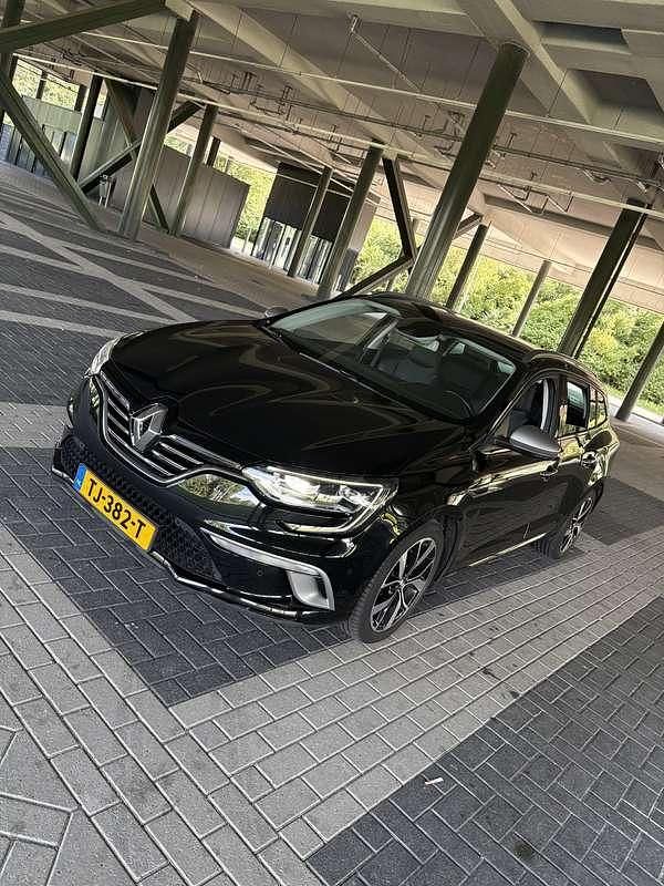 Zwart Gebruikt 2018 Renault Mégane GT Line GT-Line Stationwagen | € 14.000 (Eerlijke prijs) - Afbeelding 1/4