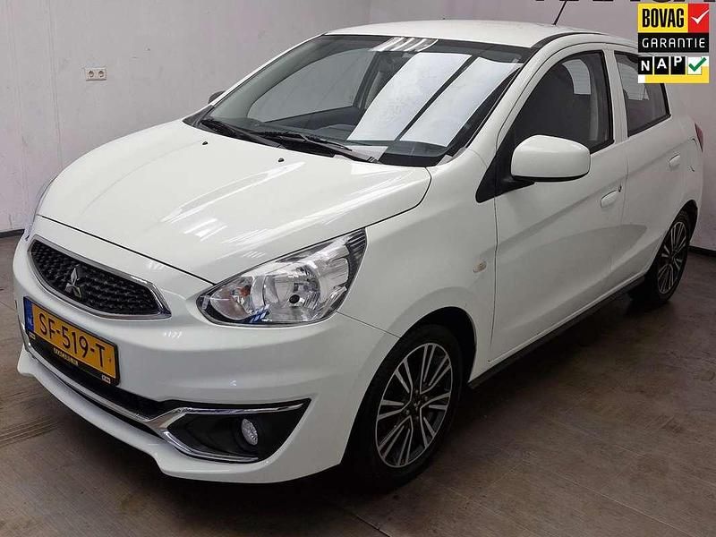 Wit Gebruikt 2018 Mitsubishi Space Star Hatchback | € 7.495 (Eerlijke prijs) - Afbeelding 1/4