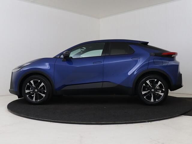 Nieuw Toyota C-HR 140 PK (102 kW) 2026 Blauw metallic SUV